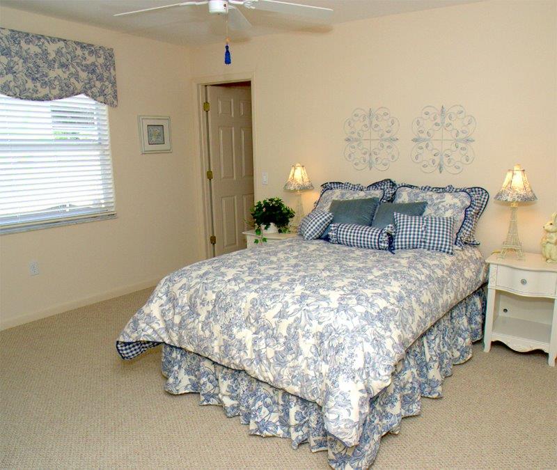 09 Madeira Guest Bedroom